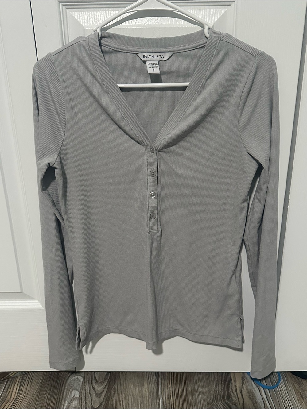 Athleta Women's Long-Sleeve Ribbed Henley Top — Gray